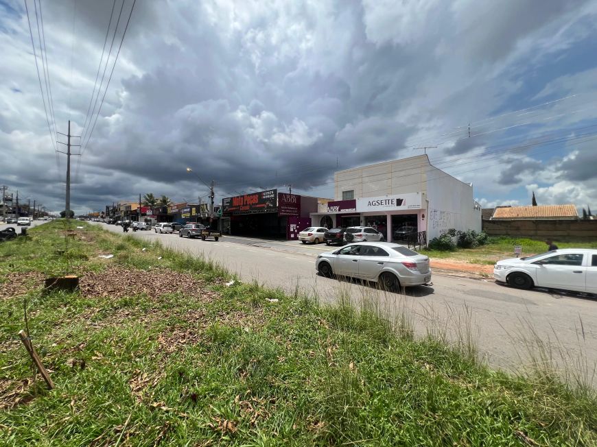 LOTE COMERCIAL NA REGIÃO MOINHO DOS VENTOS