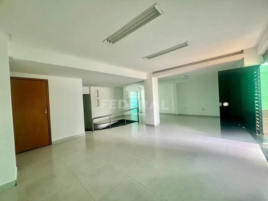 Casa para Locação COMERCIAL, 5 Suítes, 6 Garagem, 240M², Excelente Localização AV D Setor Oeste, Go