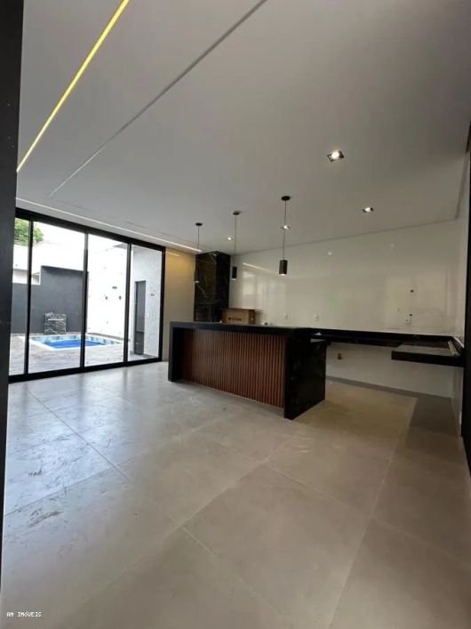Casa para Venda em Goiânia, Residencial Vereda dos Buritis, 3 dormitórios, 3 suítes, 4 banheiros, 4