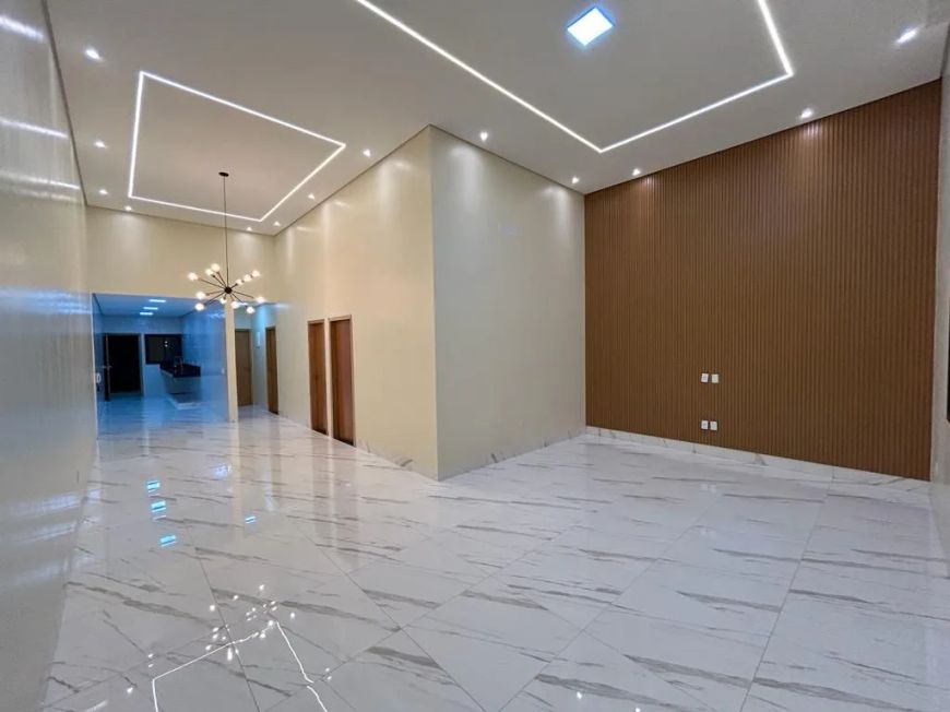 Sobrado para venda possui 13 metros quadrados com 3 quartos em Setor Sudoeste - Goiânia - GO