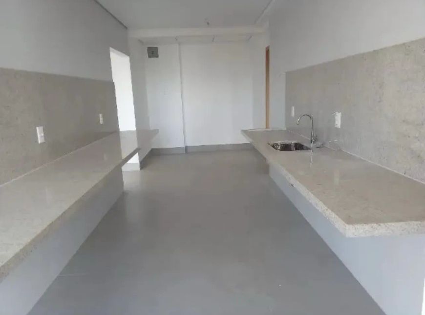 Apartamento 3 suítes Bueno