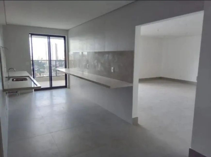 Apartamento 3 suítes Bueno