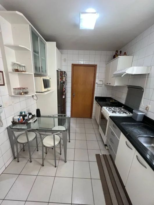 Apartamento para Venda em Setor Bueno - Goiânia