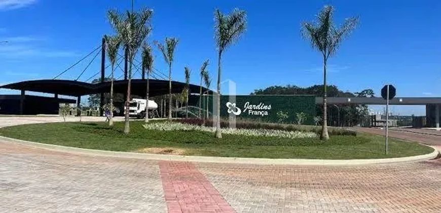 Lote em Jardins França - Goiânia, GO