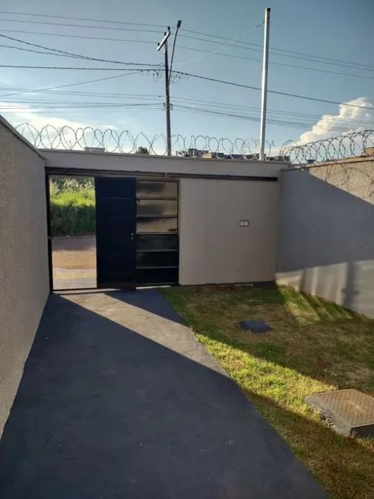 Casa com 2 dormitórios e 1 suíte no Orlando de Moraes