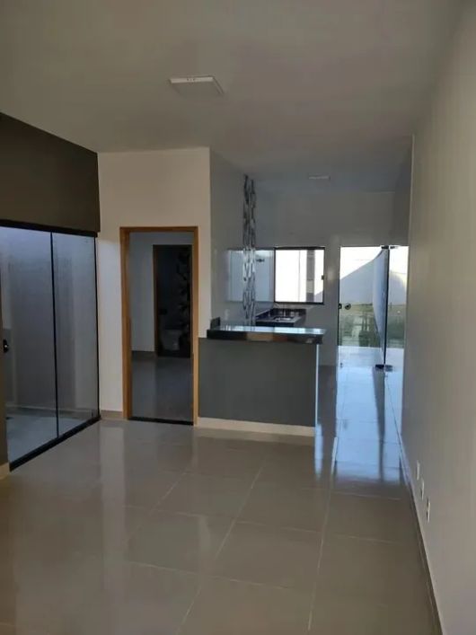 Casa com 2 dormitórios e 1 suíte no Orlando de Moraes