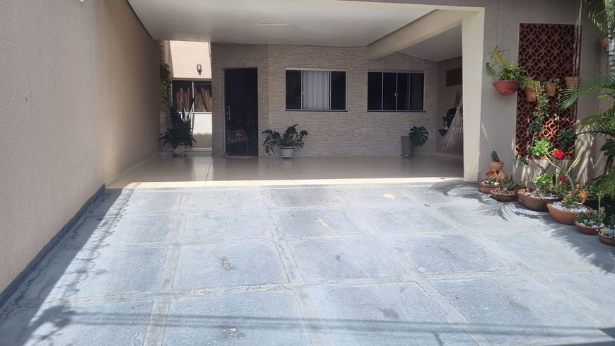 Casa Jardim Presidente - Goiânia - GO