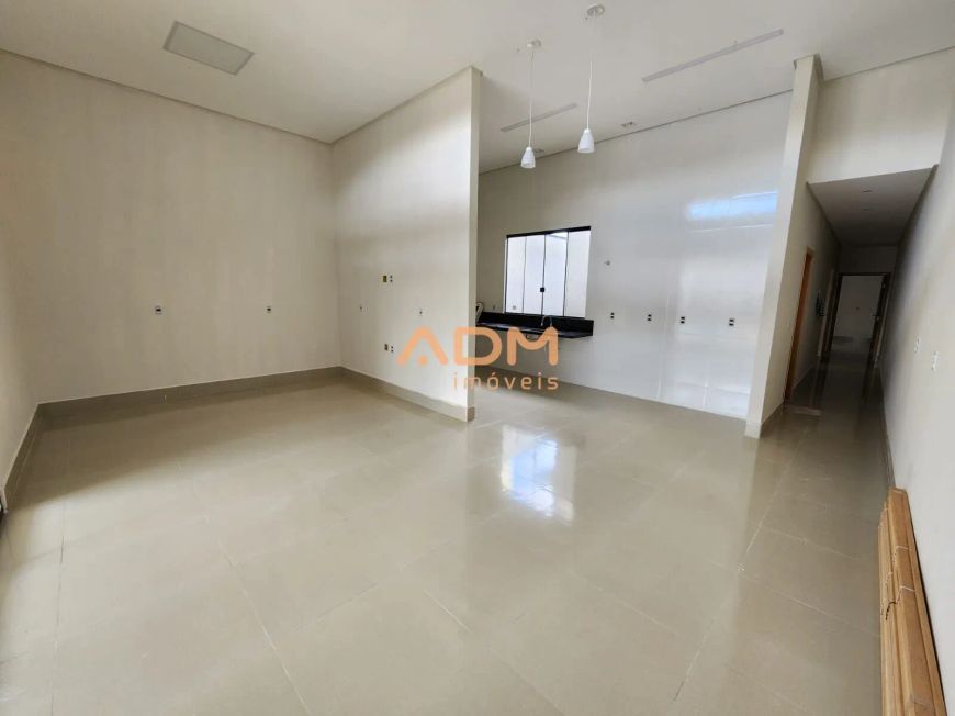 Linda Casa no Jardim Brasil - 3 Quartos - 1 Suíte Máster - 160m²
