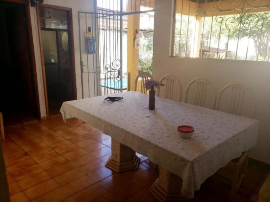 Casa - Rua C 143 - Jardim América