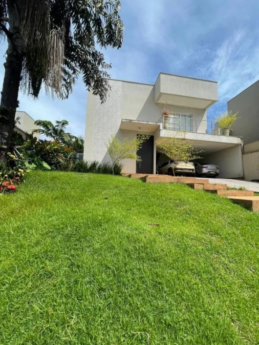 Casa de Condomínio para Venda em Condomínio Do Lago - Goiânia