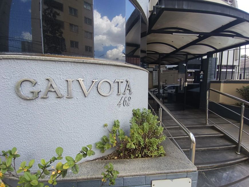 Apartamento à venda no Setor Bela Vista, em Goiânia