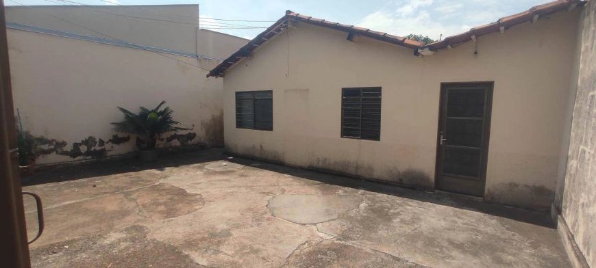 Casa 3/4 Lote 250 m² Monte Carlo