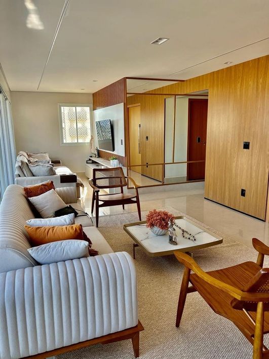 Apartamento para venda tem 133 metros quadrados com 3 quartos em Setor Marista - Goiânia - GO