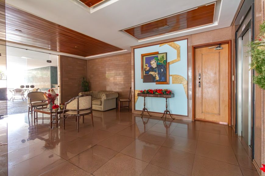 APARTAMENTO 04 SUÍTES 320M BUENO