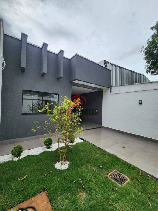 Imóvel para venda possui 120 metros quadrados com 3 quartos em Vila Cristina - Goiânia - GO