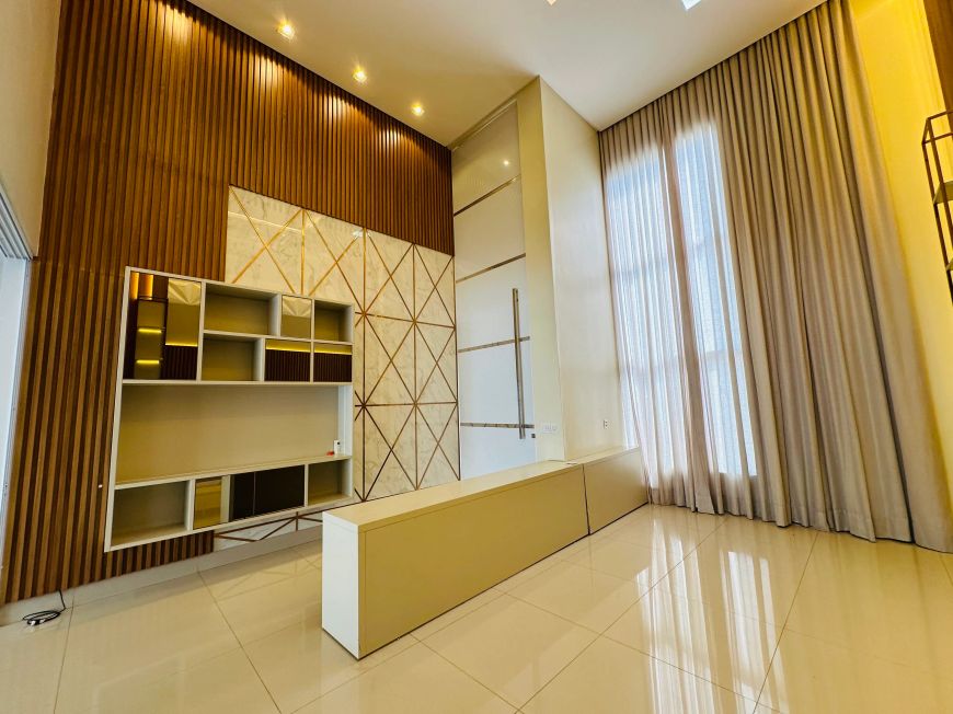 CASA TERREA CONDOMINIO DO LAGO 03 QUARTOS 03 SUITES C/ ARMARIOS