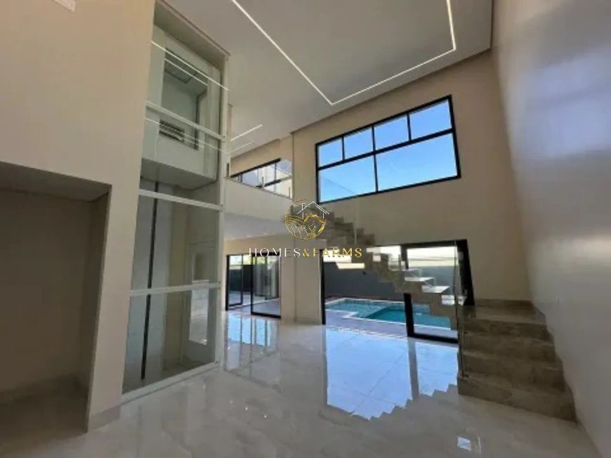 Vendo Imponente Sobrado no Portal do Sol Green - GO