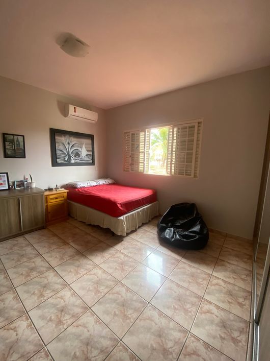 Sobrado com 4 quartos, 293 m2, em Vila Fróes - Goiânia - GO