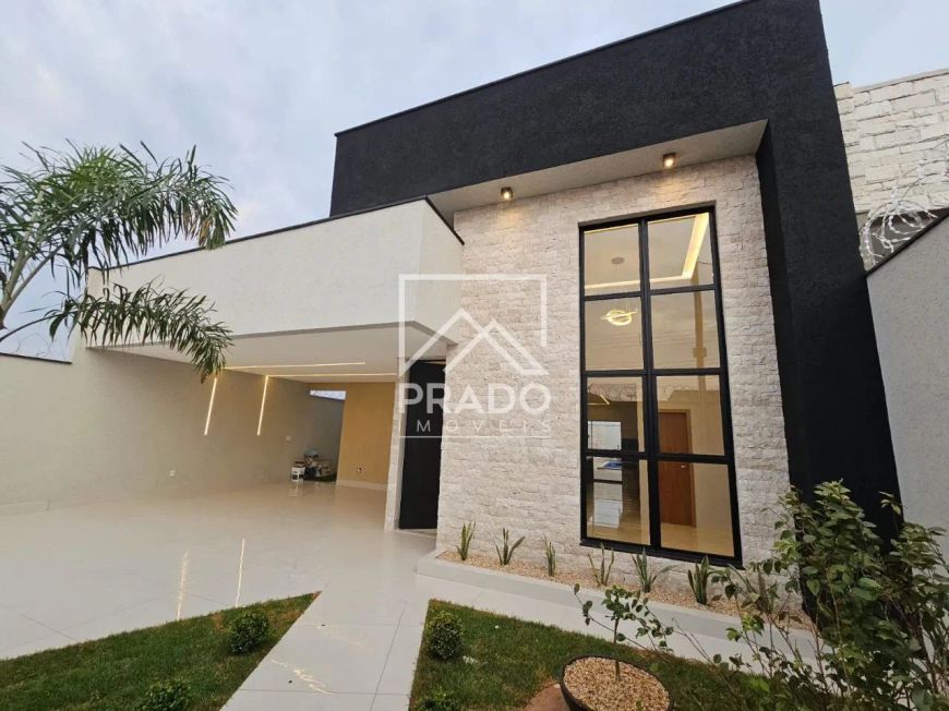 Casa à venda com 3 quartos, Parque das Paineiras (1,2,3 e 4 Etapa), Goiânia, Goiás