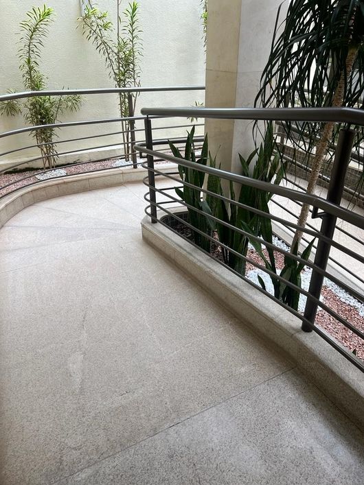 Apartamento para venda tem 240 metros quadrados com 3 quartos em Setor Bueno - Goiânia - Goiás.