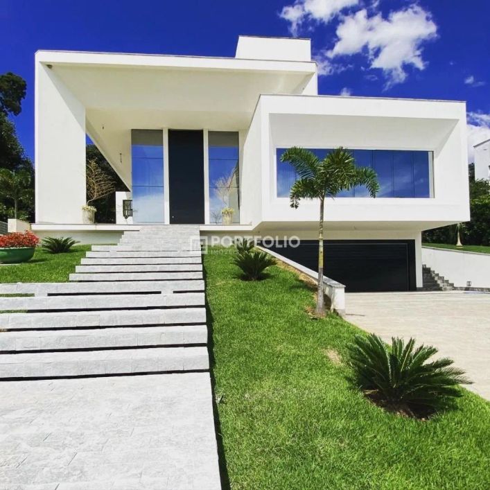 Sobrado com 5 dormitórios à venda, 830 m² por R$ 12.000.000 - Residencial Aldeia do Vale - Goiânia/G