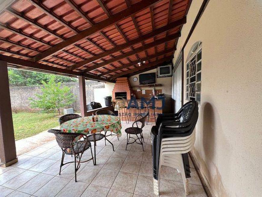 Casa no Jardim Presidente - 3 suítes