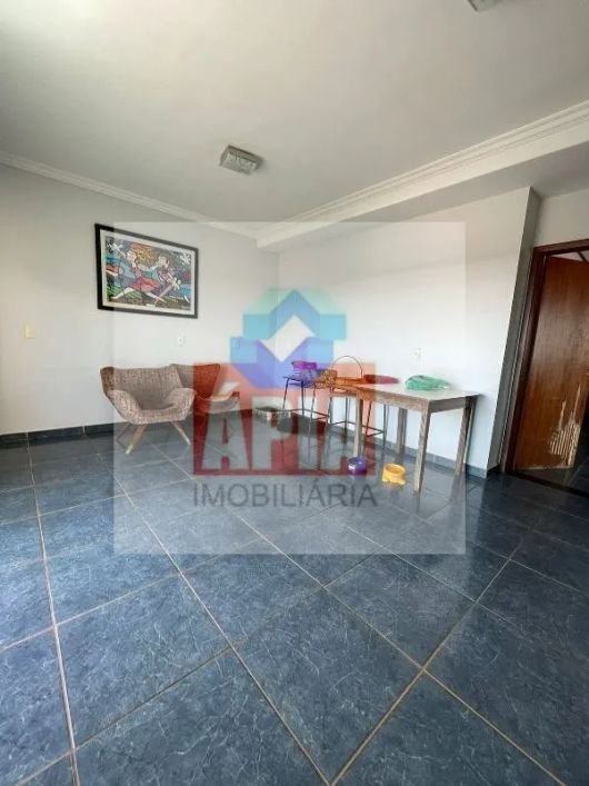 PRÉDIO INTEIRO RESIDENCIAL/COMERCIAL