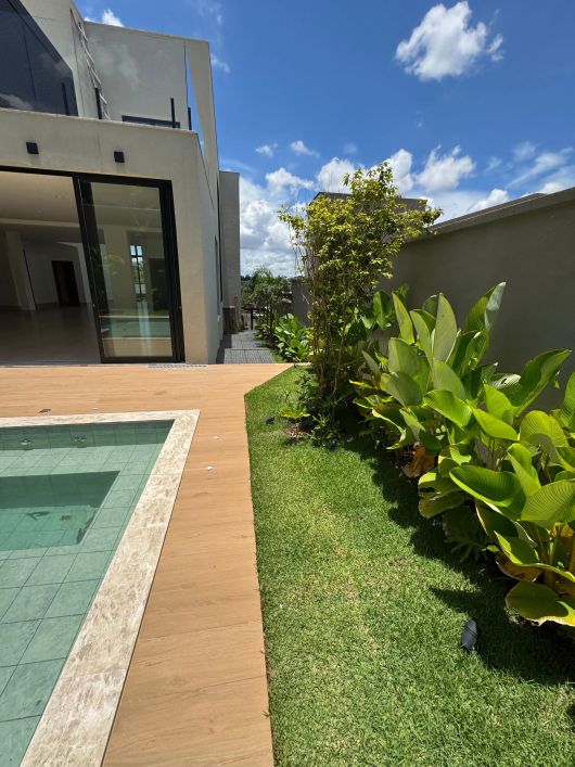 SOBRADO - A VENDA - JARDINS ITALIA - GOIÂNIA/GO