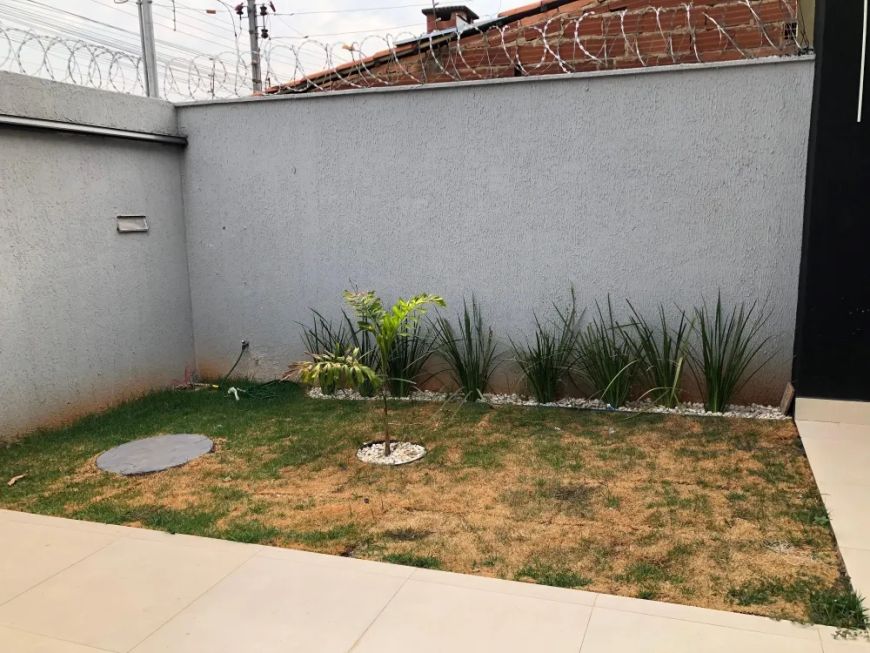 Casa a venda 3 quartos 1 suíte; 120,00m², Ótima localização e preço - Bairro Goiá 2 - Goiânia - GO