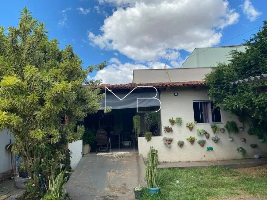Casa para venda, 4 quartos, 2 suítes no Residencial Center Ville, Goiânia - CA427