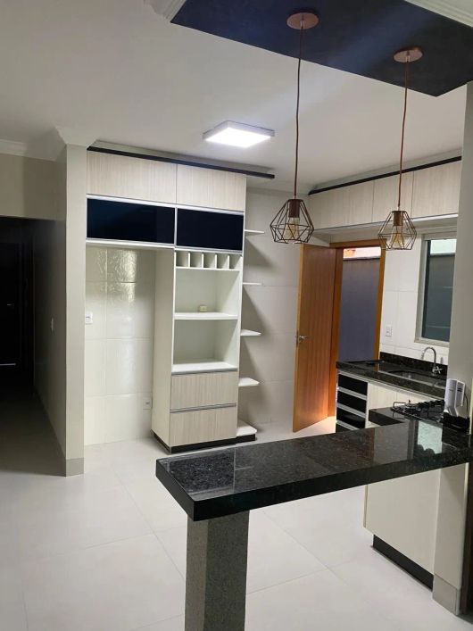 OPORTUNIDADE CASA 3/4, 1 SUITE