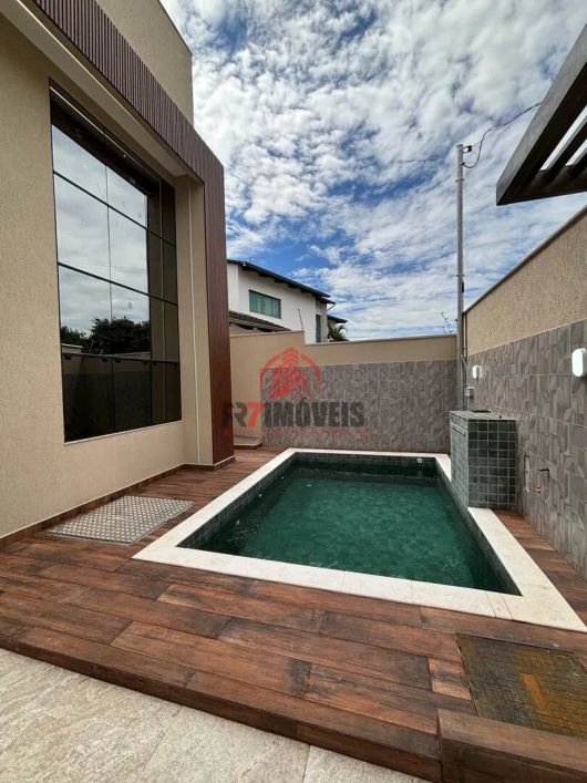 SOBRADO ALTO PADRÃO 4 SUÍTES E PISCINA - SETOR JAÓ - GOIÂNIA - GO
