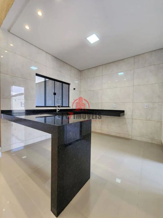 BELA CASA NO RESIDENCIAL PARQUE DAS FLORES – GOIÂNIA/GO