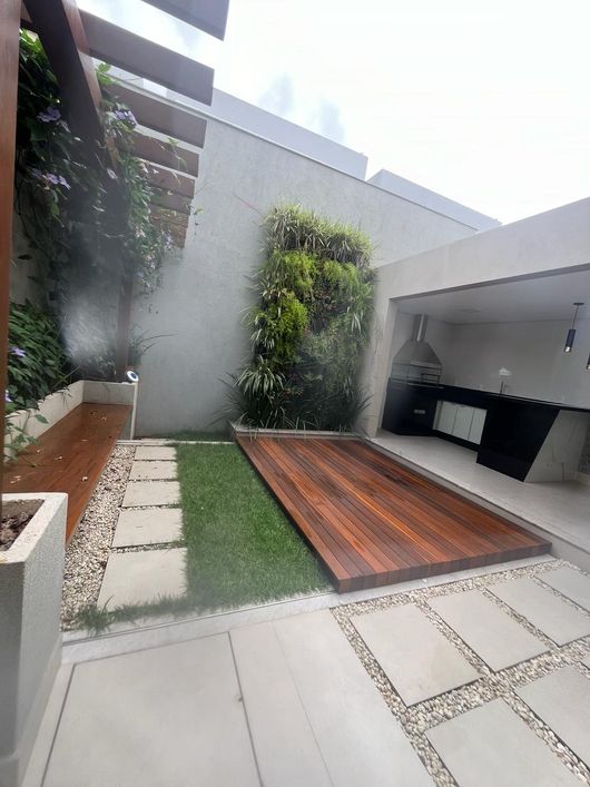 Atlentic Di Lourenzzo Casa em Condomínio com 4 Quarto(s) e 1 banheiro(s) à Venda, 191.08 por R$ 1.43