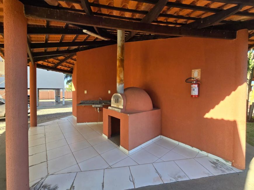 Imóvel para venda possui 76 metros quadrados com 3 quartos em Parque Flamboyant - Goiânia - GO