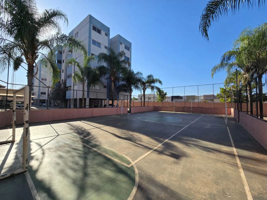 Imóvel para venda possui 76 metros quadrados com 3 quartos em Parque Flamboyant - Goiânia - GO