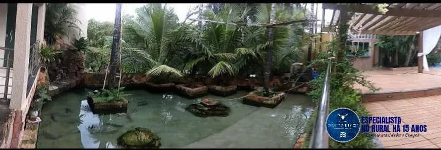 Chácara com piscina em Goiânia com 4.700 metros