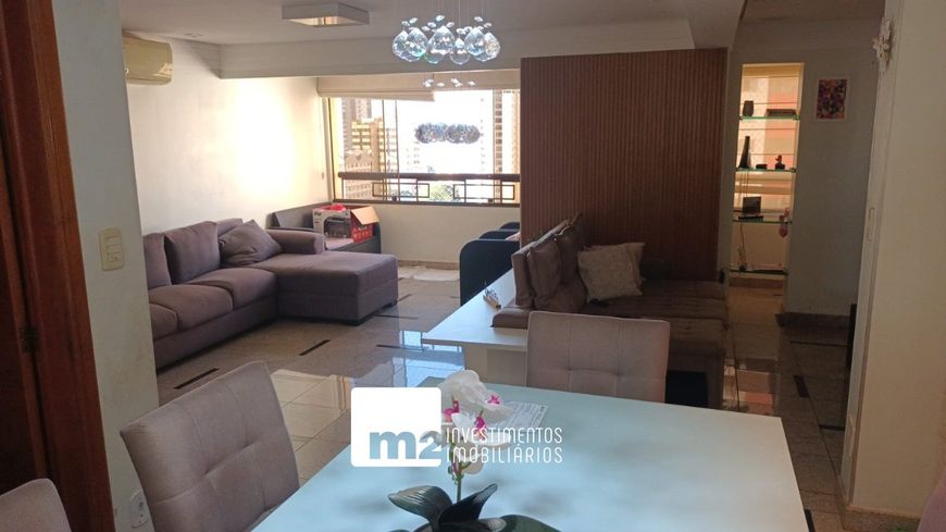 Apartamento no Setor Bueno com 3 quartos