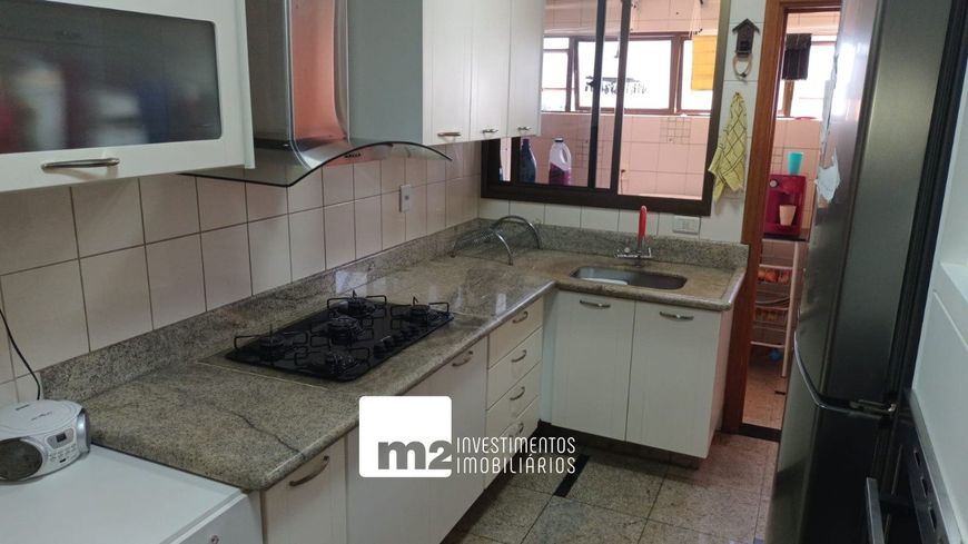 Apartamento no Setor Bueno com 3 quartos