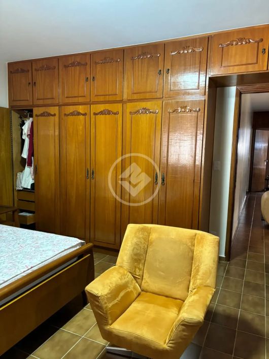 Casa com Piscina codigo: 75421