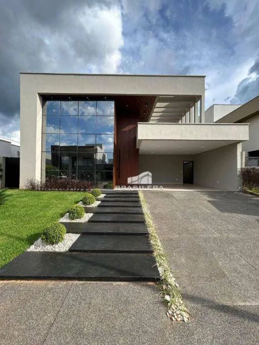 Casa com 4 suítes à venda, 230 m² por R$ 2.380.000 - Residencial Goiânia Golfe Clube - Goiânia/GO
