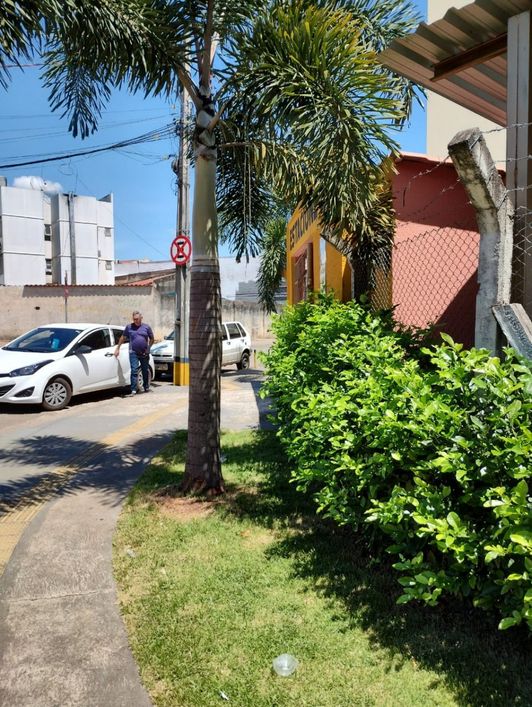 Imóvel para venda possui 495 metros Área na 44