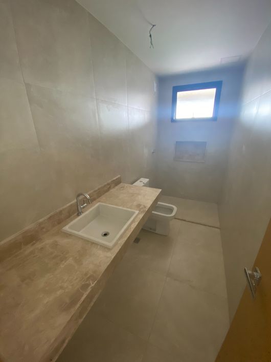 Mio Marista / 136 metros / com Giardino/ 3 suites / 2 vagas no terreo