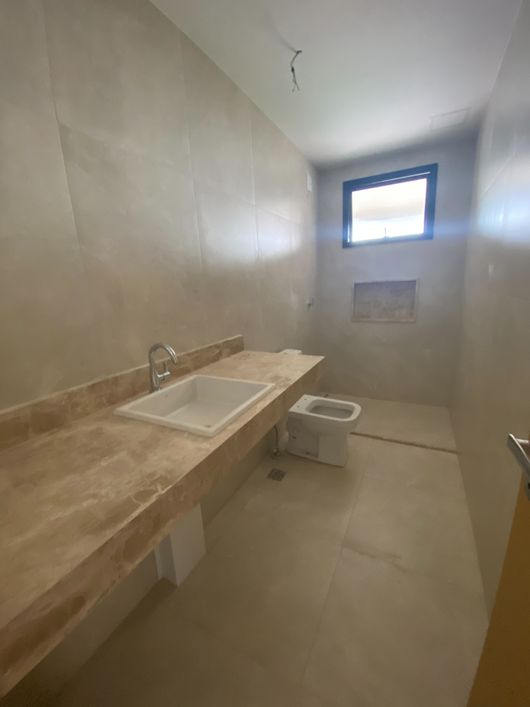 Mio Marista / 136 metros / com Giardino/ 3 suites / 2 vagas no terreo