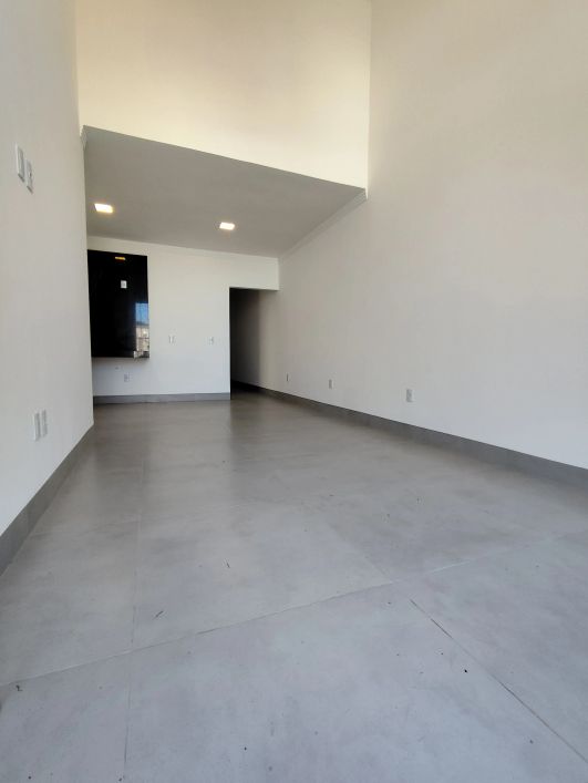 Térrea para venda possui 116 metros quadrados com 3 quartos em Residencial Itaipu - Goiânia - GO
