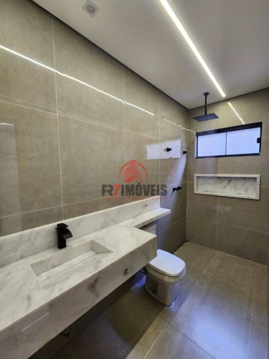 EXCELENTE CASA NO SETOR PARQUE DAS FLORES – GOIÂNIA/GO