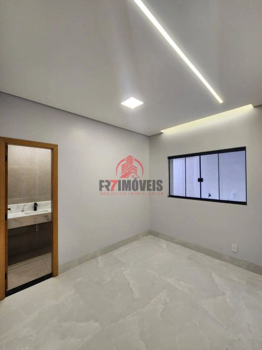 EXCELENTE CASA NO SETOR PARQUE DAS FLORES – GOIÂNIA/GO