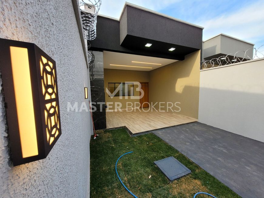 Residencial Recanto do Bosque, acabamento diferenciado na região em casa de meio lote, conheça mais.