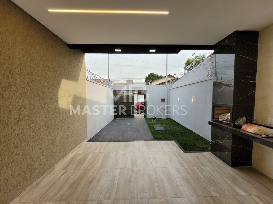 Residencial Recanto do Bosque, acabamento diferenciado na região em casa de meio lote, conheça mais.
