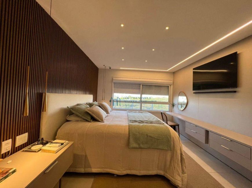 Apartamento MOBILIADO E DECORADO com 3 suítes à venda, 244 m² por R$ 3.700.000 - Setor Marista - Goi